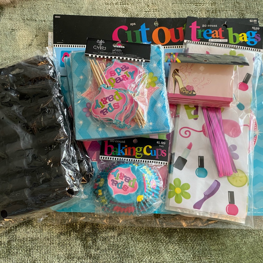 NWT Spa party set